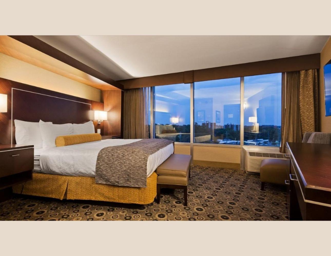 Radisson Hotel Southfield-Detroit Buitenkant foto