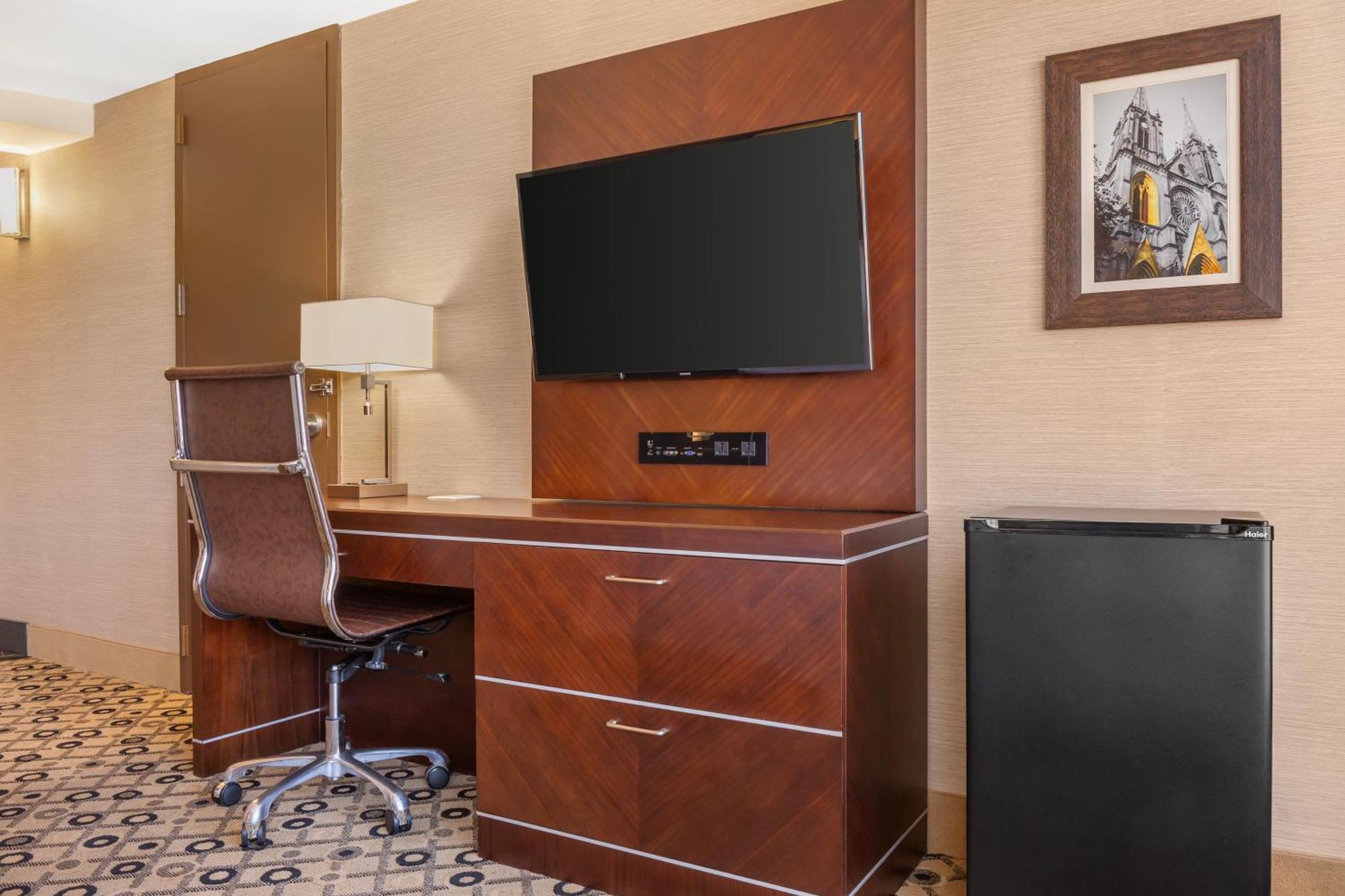 Radisson Hotel Southfield-Detroit Buitenkant foto