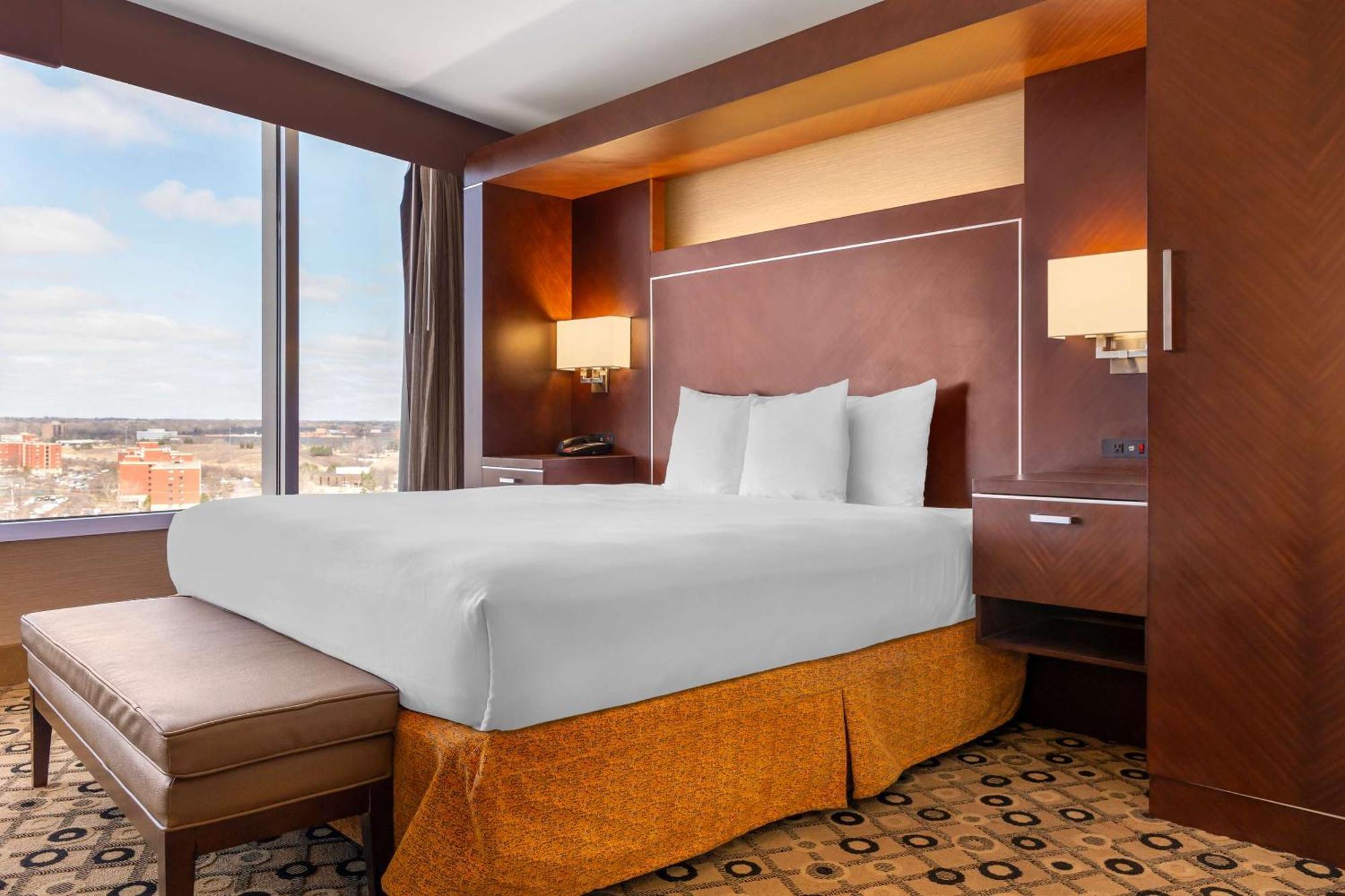 Radisson Hotel Southfield-Detroit Buitenkant foto